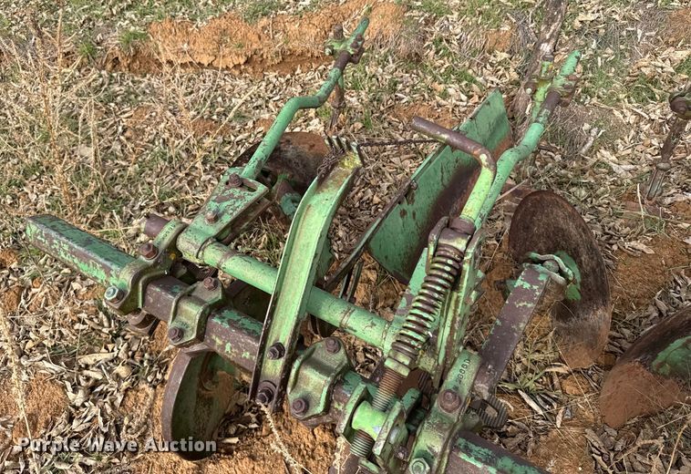 image for item EU6479 John Deere row crop cultivator