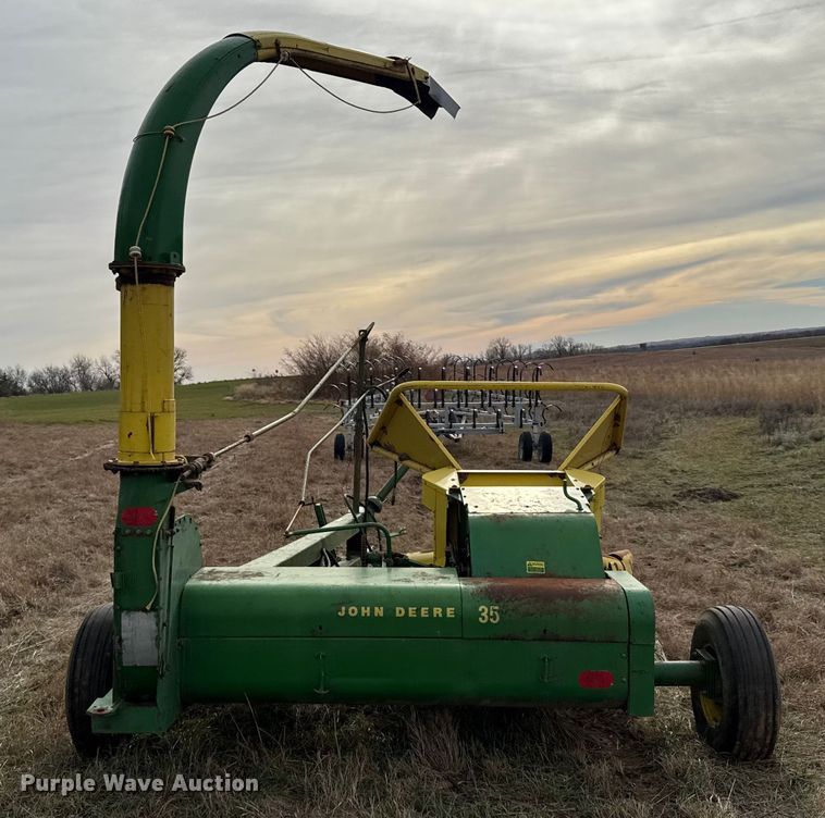 image for item EU6480 John Deere 35 forage harvester