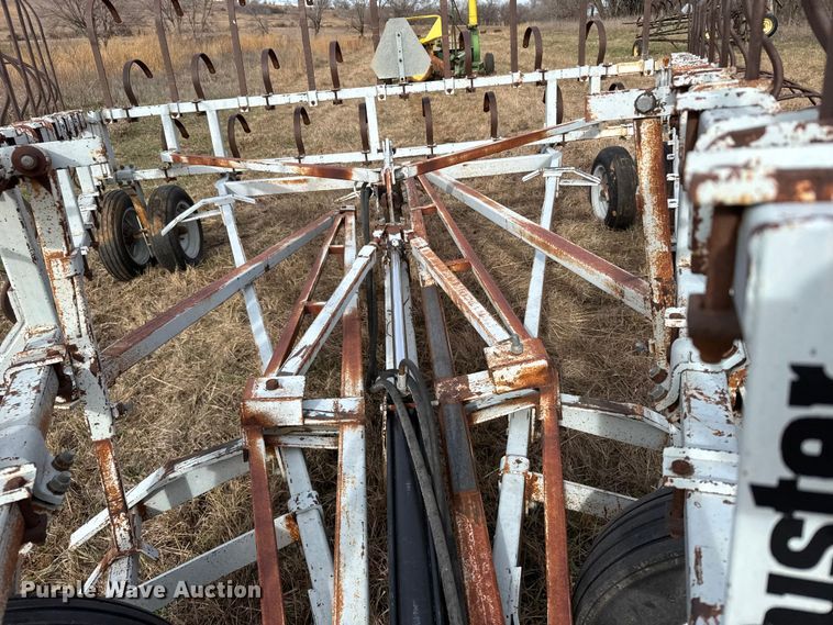 image for item EU6483 Crust buster chisel