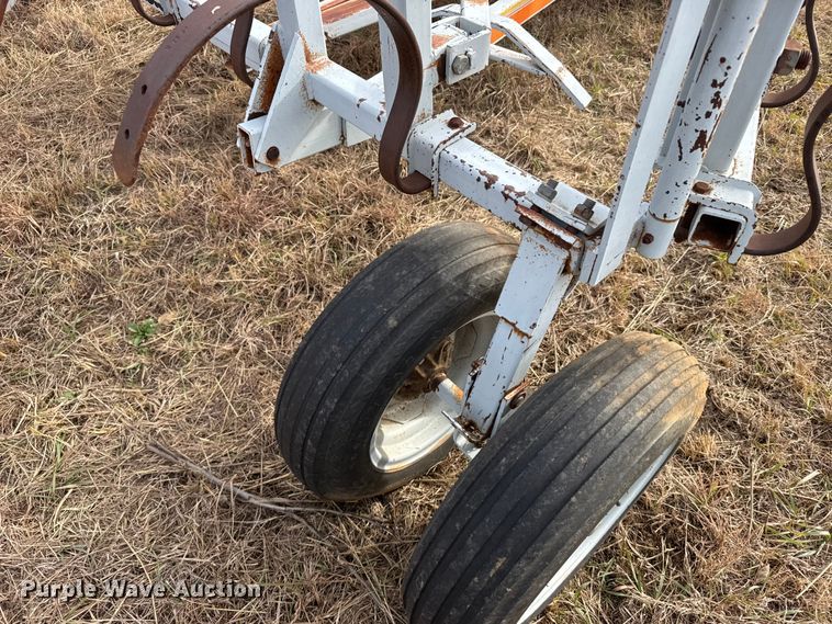 image for item EU6483 Crust buster chisel