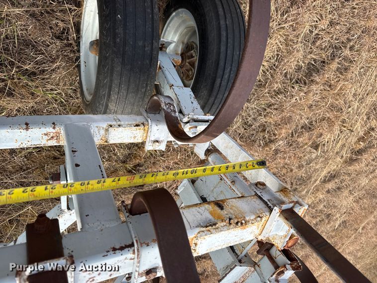 image for item EU6483 Crust buster chisel