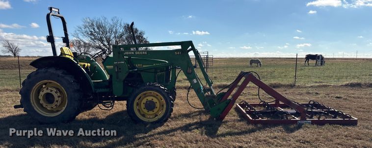 image for item EV2556 2000 John Deere 5310 MFWD tractor