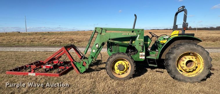 image for item EV2556 2000 John Deere 5310 MFWD tractor