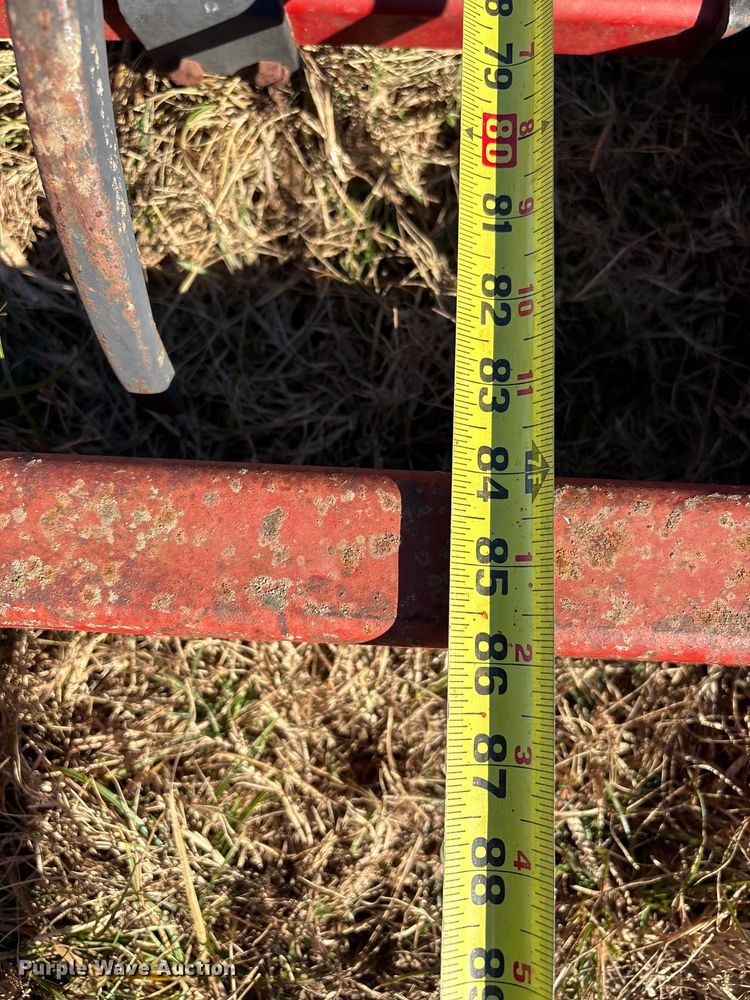 image for item EV2556 2000 John Deere 5310 MFWD tractor