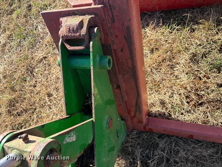 image for item EV2556 2000 John Deere 5310 MFWD tractor