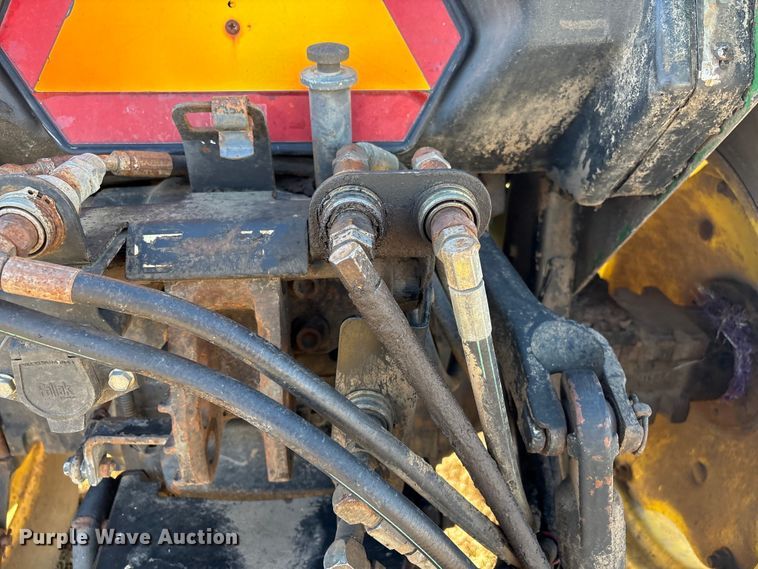 image for item EV2556 2000 John Deere 5310 MFWD tractor