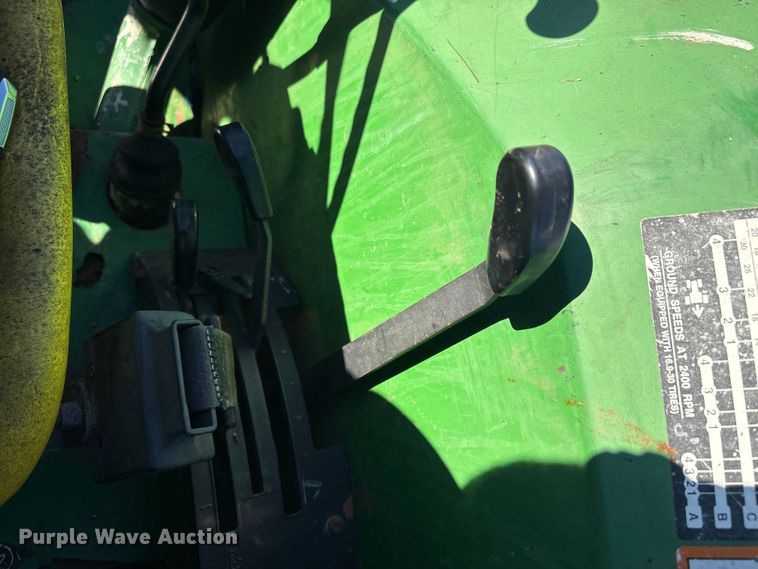 image for item EV2556 2000 John Deere 5310 MFWD tractor