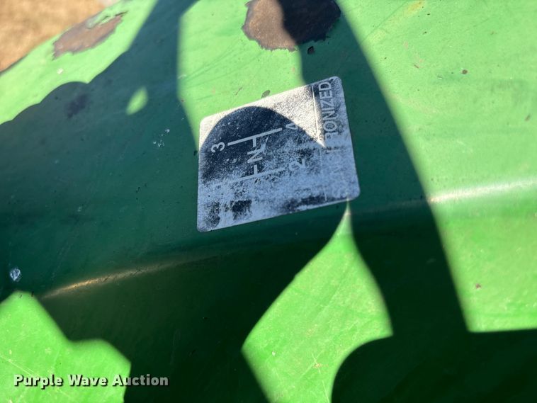 image for item EV2556 2000 John Deere 5310 MFWD tractor