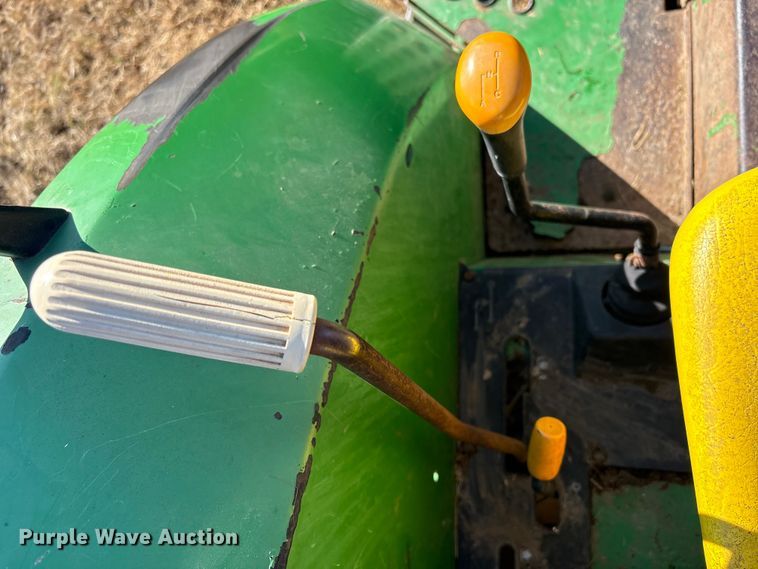 image for item EV2556 2000 John Deere 5310 MFWD tractor