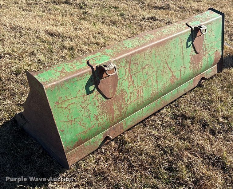 image for item EV2556 2000 John Deere 5310 MFWD tractor