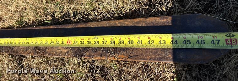 image for item EV2556 2000 John Deere 5310 MFWD tractor