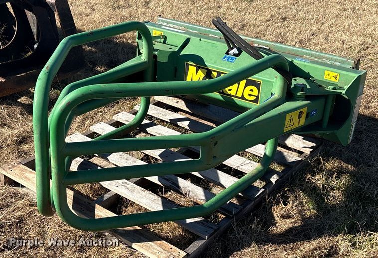 image for item EV2557 2021 McHale R5 skid steer bale grabber