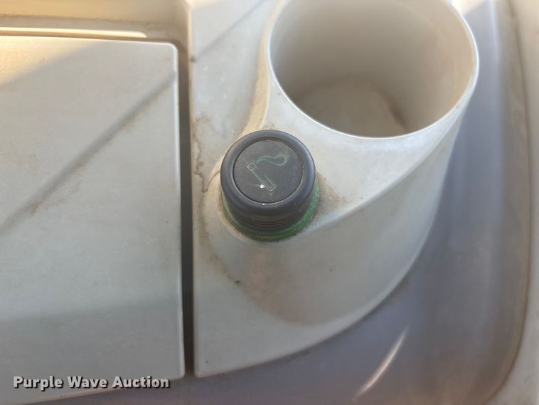 image for item EV2559 Deutz-Fahr 6130.4 MFWD tractor