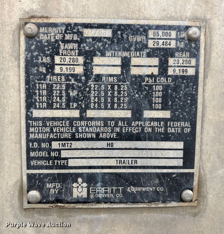 image for item EV2566 2005 Merritt livestock trailer