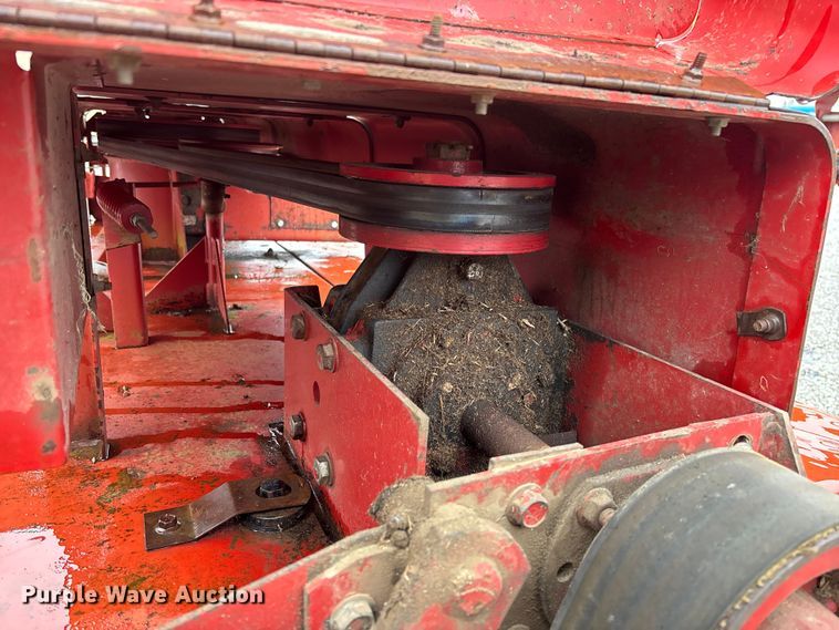 image for item EV3357 New Holland 1431 Discbine disc mower