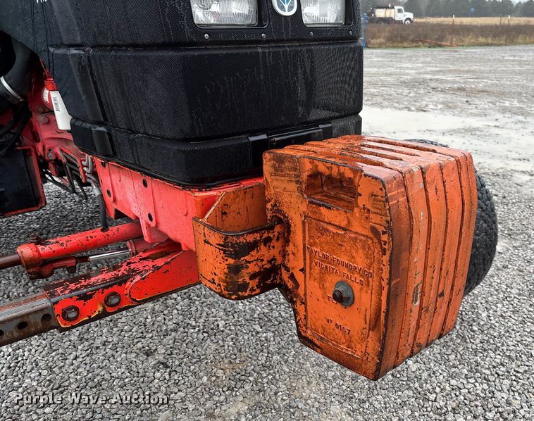 image for item EV3360 1999 New Holland TS100 tractor