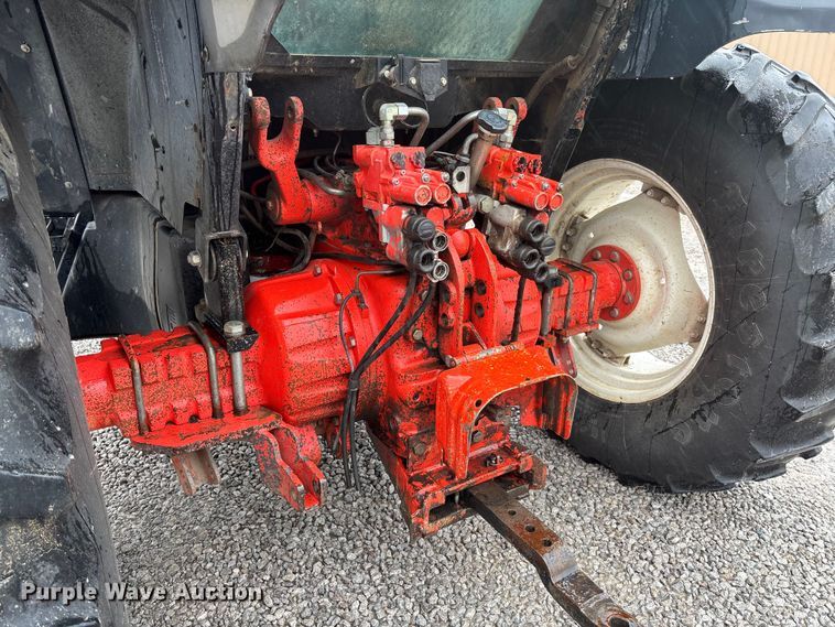 image for item EV3360 1999 New Holland TS100 tractor