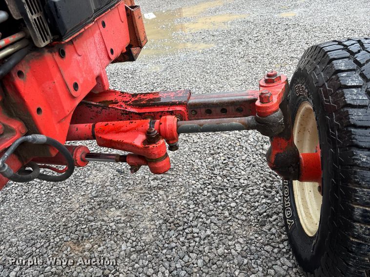 image for item EV3360 1999 New Holland TS100 tractor