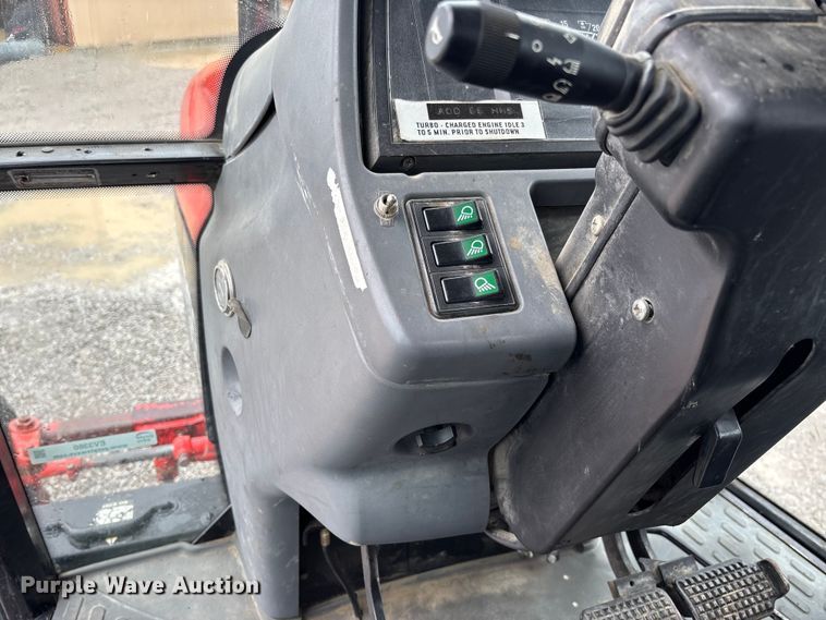 image for item EV3360 1999 New Holland TS100 tractor