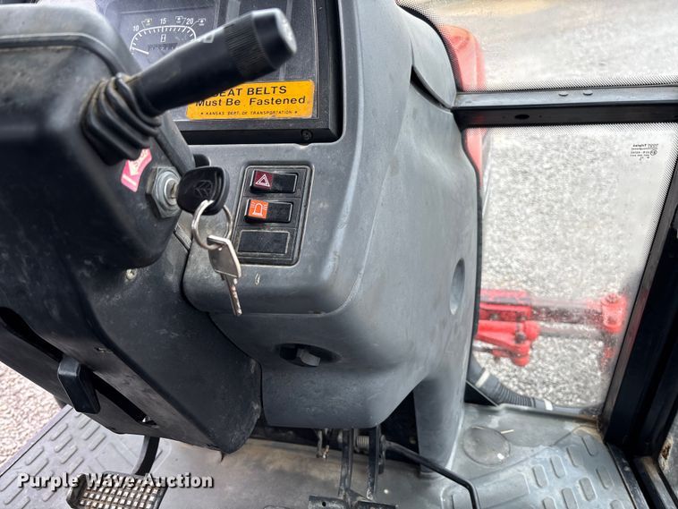 image for item EV3360 1999 New Holland TS100 tractor