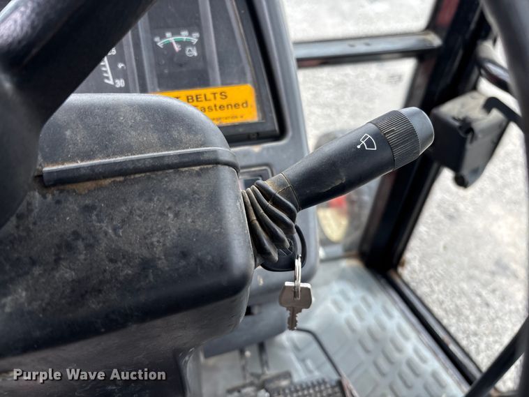 image for item EV3360 1999 New Holland TS100 tractor