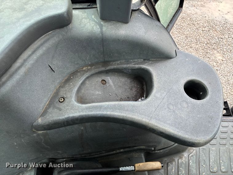 image for item EV3360 1999 New Holland TS100 tractor