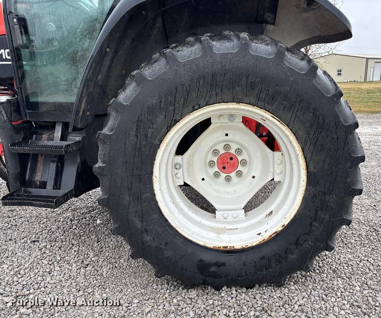 image for item EV3360 1999 New Holland TS100 tractor