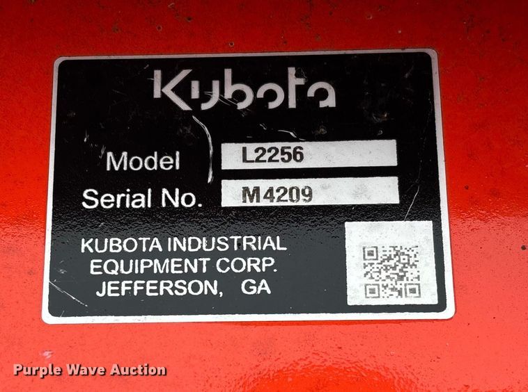 image for item EV3368 Kubota L2256 bucket