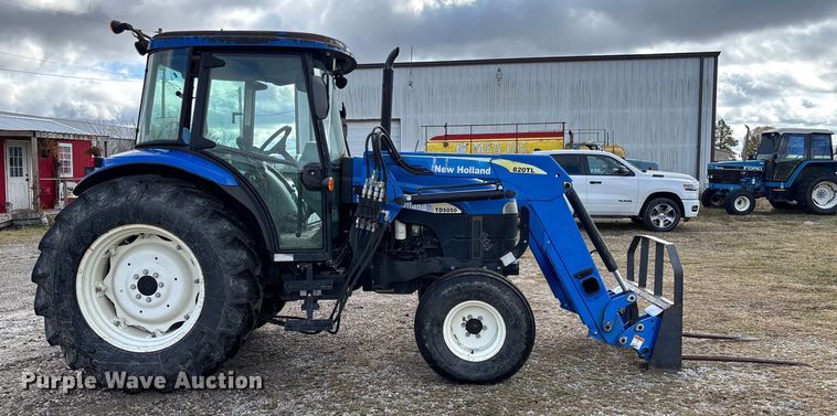 image for item EV3383 2011 New Holland TD5050 tractor