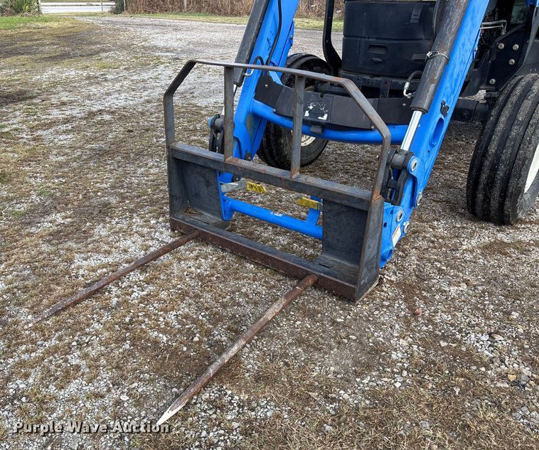 image for item EV3383 2011 New Holland TD5050 tractor