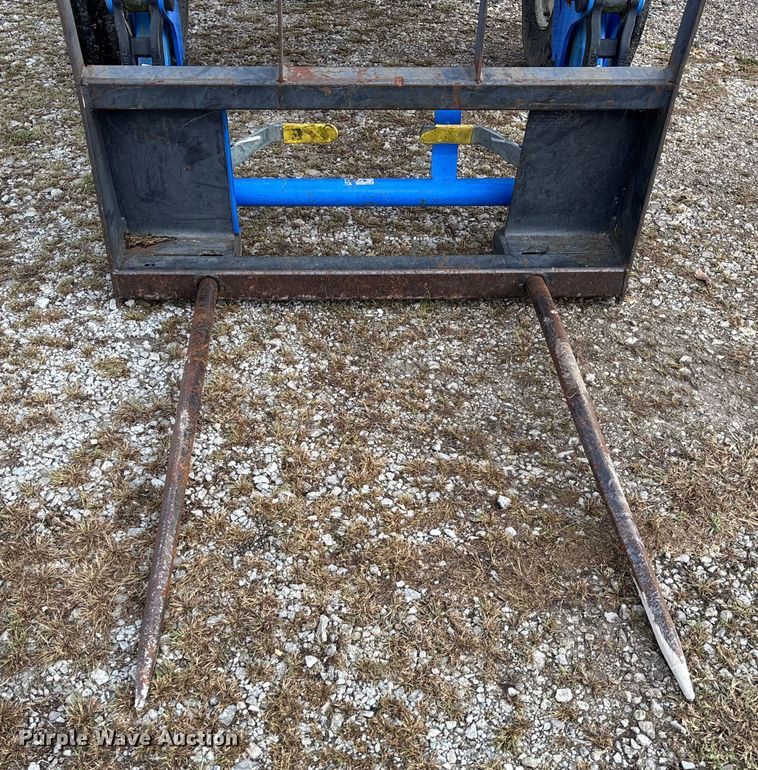 image for item EV3383 2011 New Holland TD5050 tractor