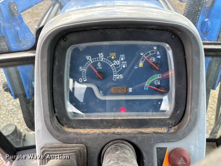 image for item EV3383 2011 New Holland TD5050 tractor