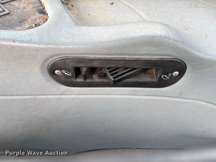 image for item EV3383 2011 New Holland TD5050 tractor