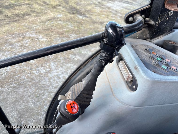 image for item EV3383 2011 New Holland TD5050 tractor