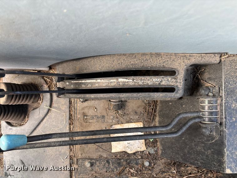 image for item EV3383 2011 New Holland TD5050 tractor