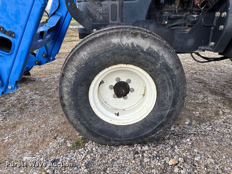 image for item EV3383 2011 New Holland TD5050 tractor
