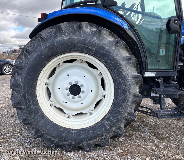 image for item EV3383 2011 New Holland TD5050 tractor