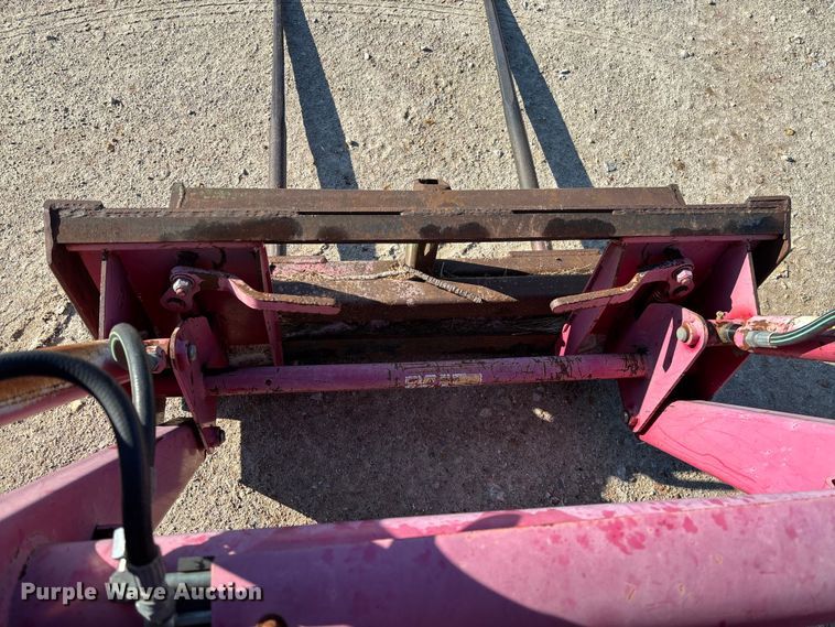 image for item EV3391 2010 Mahindra 5525 tractor