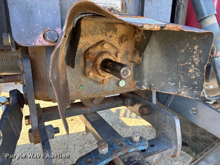 image for item EV3391 2010 Mahindra 5525 tractor