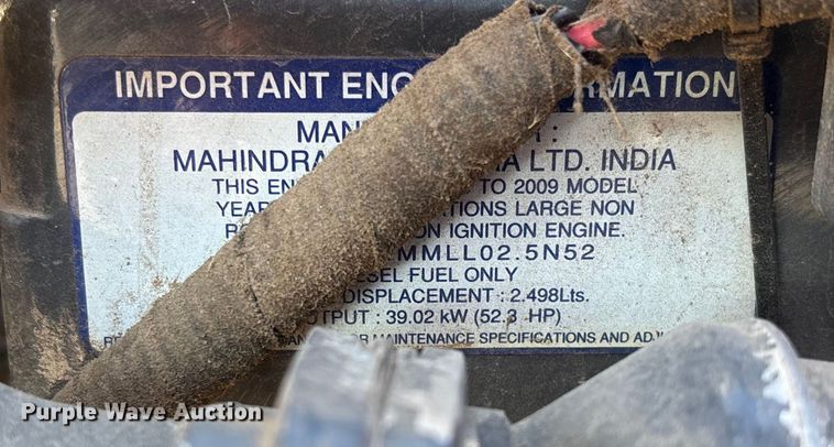 image for item EV3391 2010 Mahindra 5525 tractor