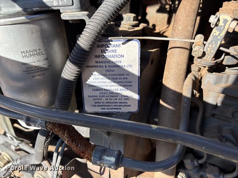 image for item EV3391 2010 Mahindra 5525 tractor