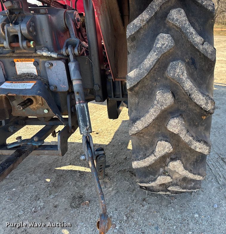 image for item EV3391 2010 Mahindra 5525 tractor