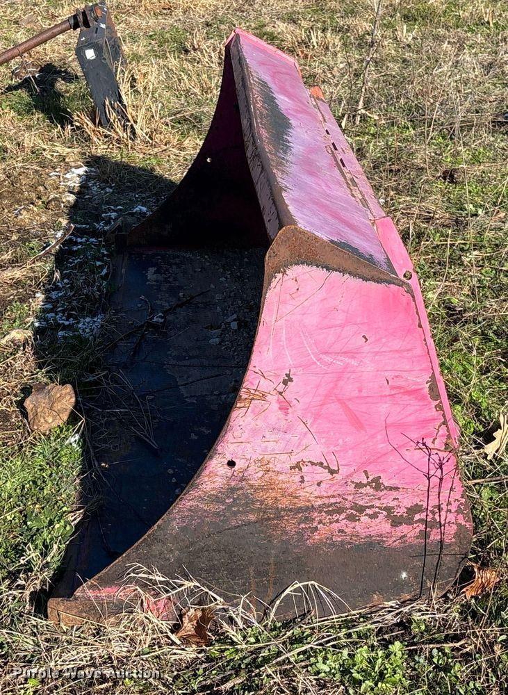 image for item EV3391 2010 Mahindra 5525 tractor