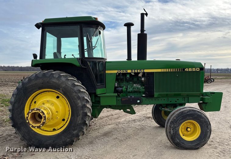 image for item EV3479 1988 John Deere 4650 tractor