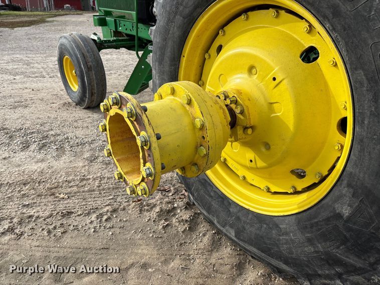 image for item EV3479 1988 John Deere 4650 tractor