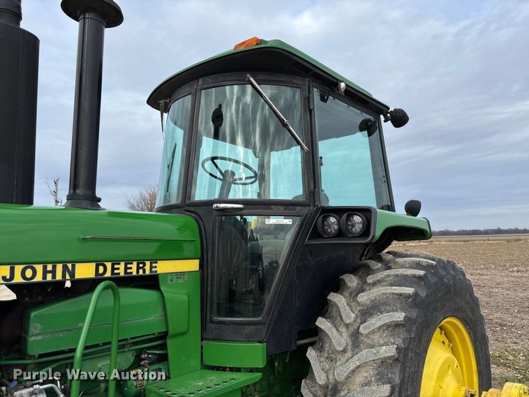 image for item EV3479 1988 John Deere 4650 tractor