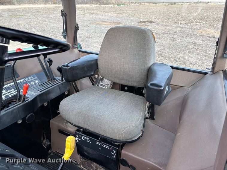 image for item EV3479 1988 John Deere 4650 tractor