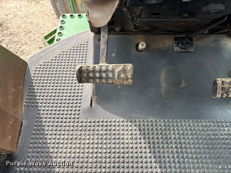 image for item EV3479 1988 John Deere 4650 tractor