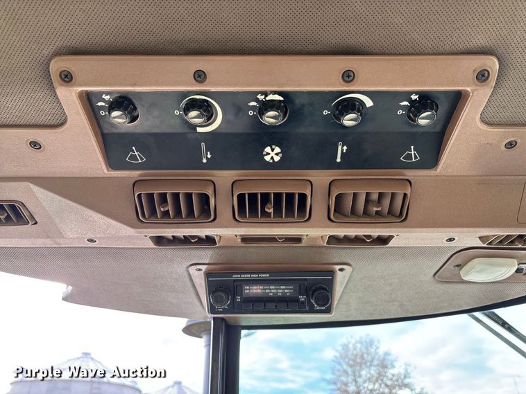 image for item EV3479 1988 John Deere 4650 tractor