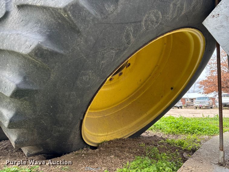 image for item EV3479 1988 John Deere 4650 tractor